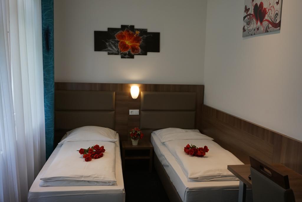 Itm Hotel Oase Hamburgo Quarto foto