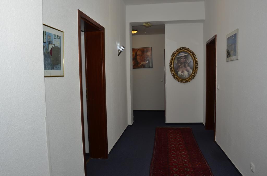 Itm Hotel Oase Hamburgo Exterior foto